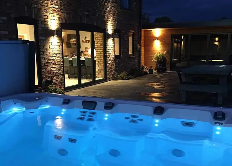 hot tub on a winters evening