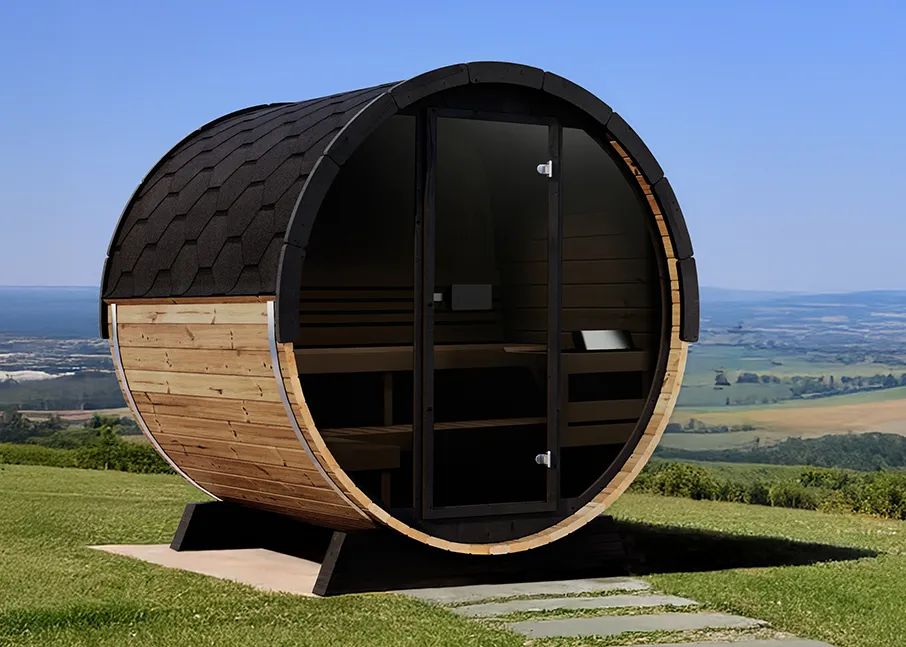 Luksus ThermoZen R Outdoor sauna looking out over farmland