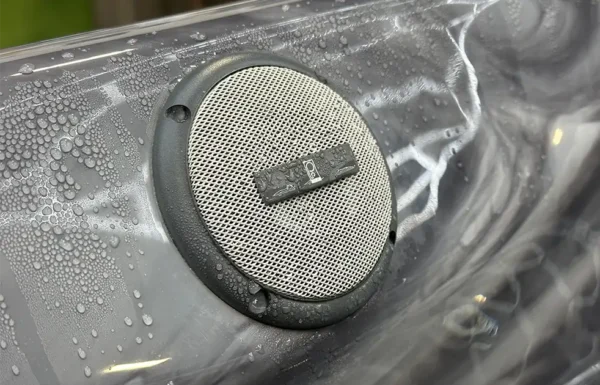 AW-speaker-IMG_2091-1