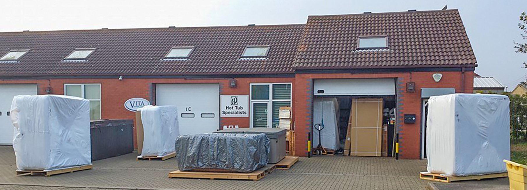 2012-13-First-Showroom-Opens-55454