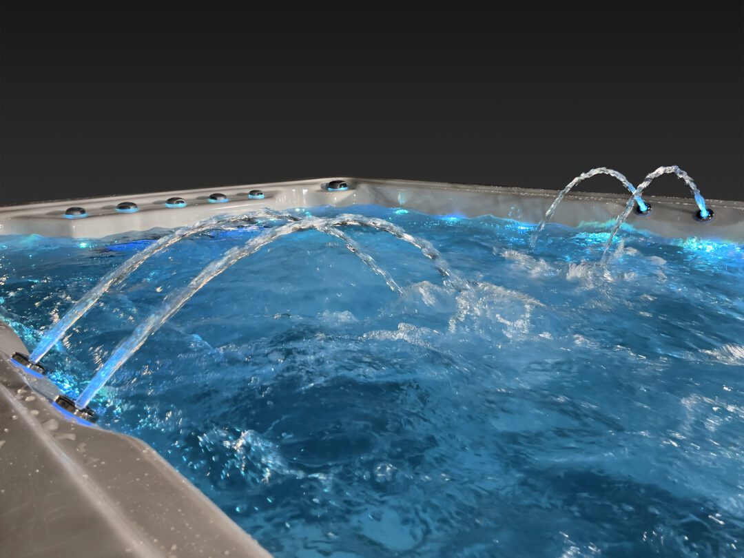 Icelandic-Swim_WGS450-4P-waterscape-photos-5-scaled