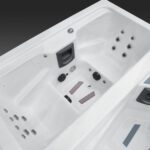 Icelandic-Wellness_Triathlon_Fire_ice_interior-scaled