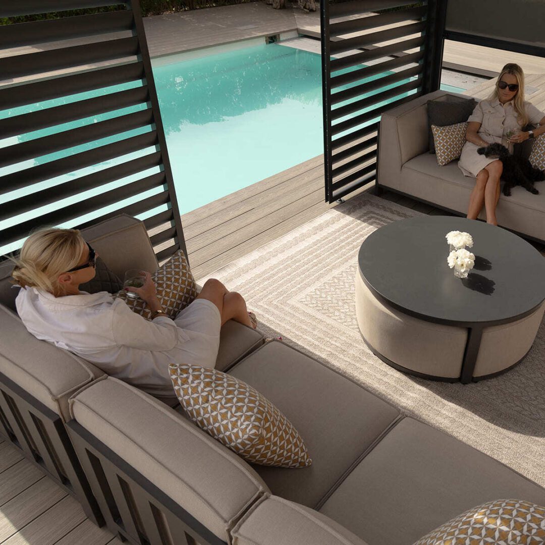 Maze-Living_Eden_Pergola7895-alu-gb-eden-304012-sq6-large